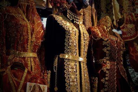 personas turcas|Tradiciones y Cultura Turca: Creencias, Costumbres,。